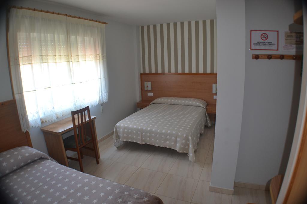 פורטונובו Hostal Casa Maria מראה חיצוני תמונה